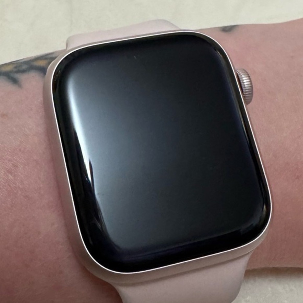 Pink Smartwatch with Matching Bands and Charger - Picture 4 of 12